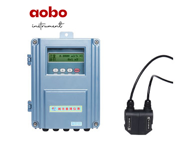 Clamp On Ultrasonic Flow Meter